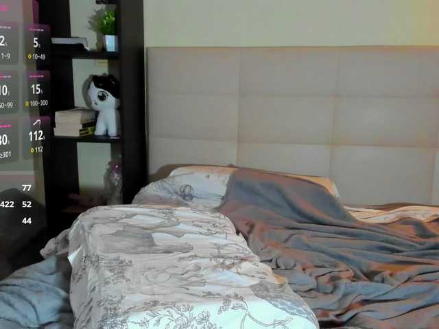 Tune-Godness live cam on BongaCams