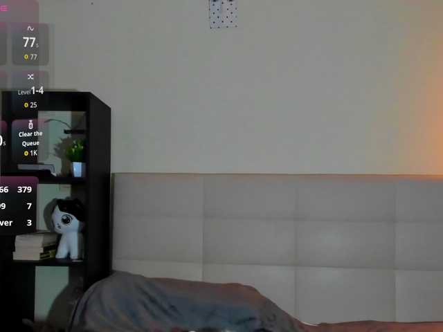 Tune-Godness live cam on BongaCams
