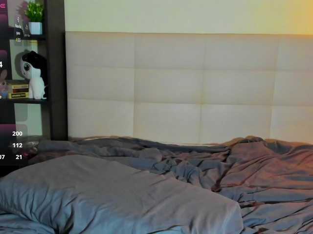 Tune-Godness live cam on BongaCams