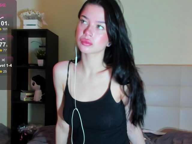Tune-Godness live cam on BongaCams