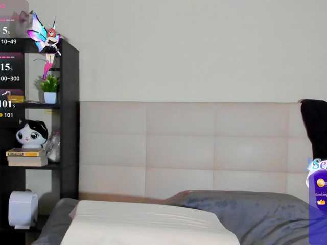 Tune-Godness live cam on BongaCams
