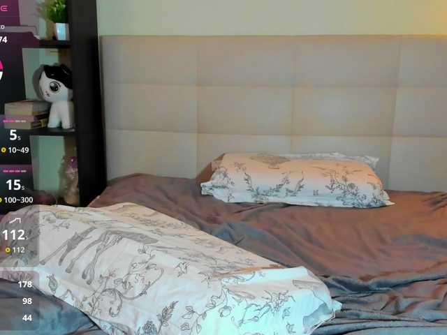 Tune-Godness live cam on BongaCams