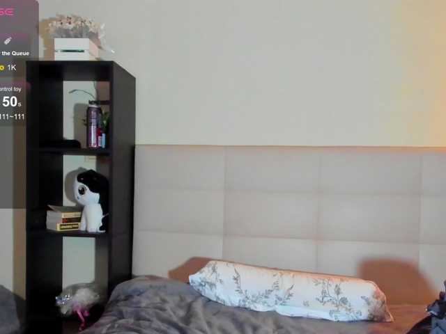 Tune-Godness live webcam show
