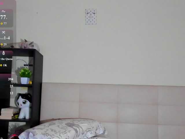 Tune-Godness live cam on BongaCams