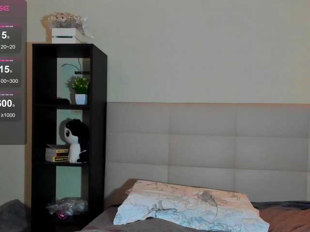 Tune-Godness live cam on BongaCams