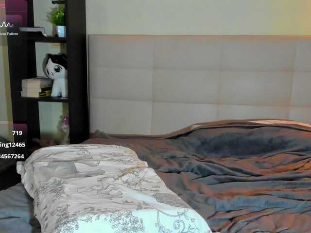 Tune-Godness live cam on BongaCams
