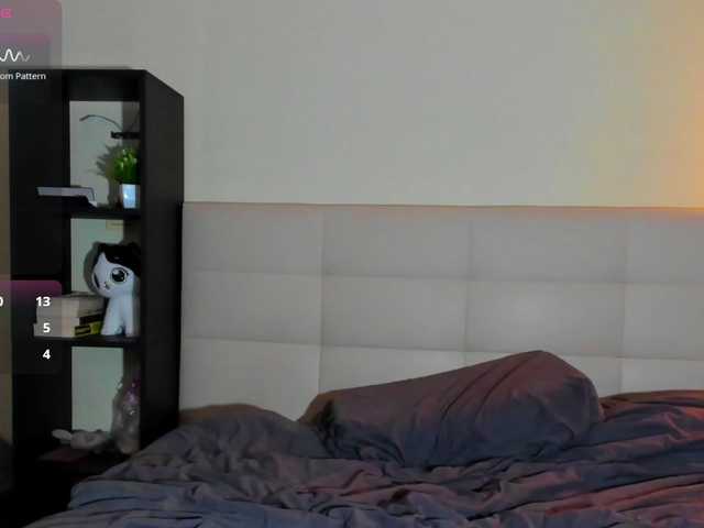 Tune-Godness live cam on BongaCams