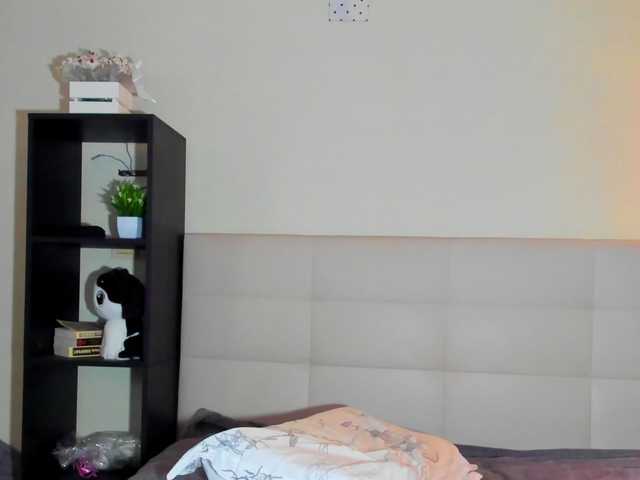 Tune-Godness live cam on BongaCams