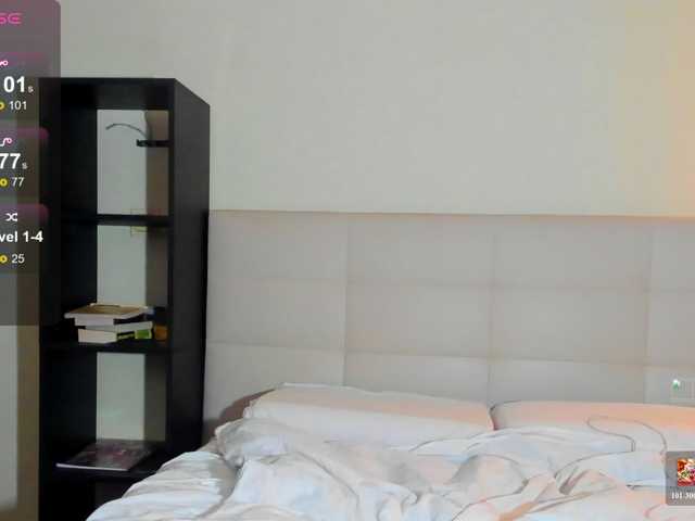 Tune-Godness live cam on BongaCams