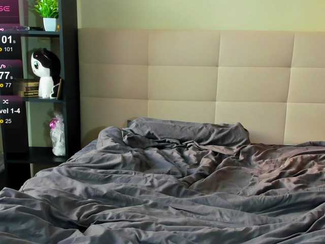 Tune-Godness live cam on BongaCams