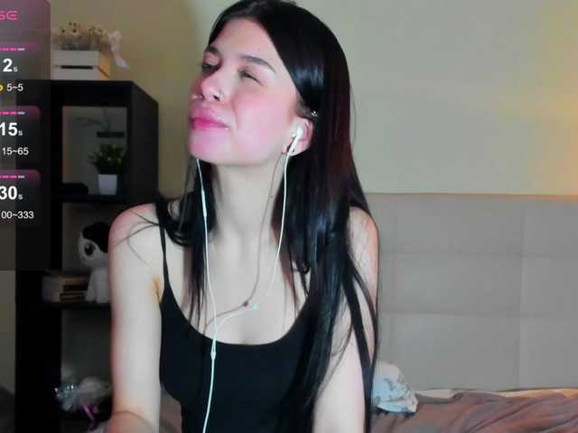 Tune-Godness live cam on BongaCams