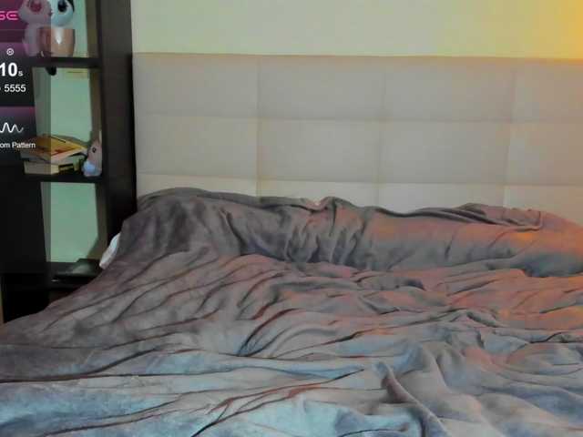 Tune-Godness live cam on BongaCams
