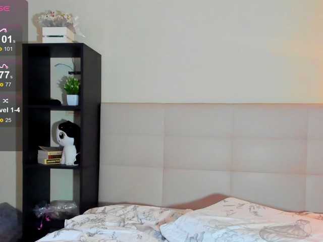Tune-Godness live cam on BongaCams