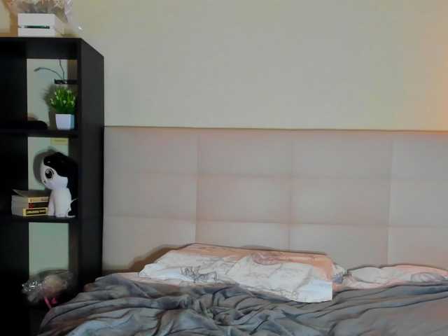 Tune-Godness live cam on BongaCams