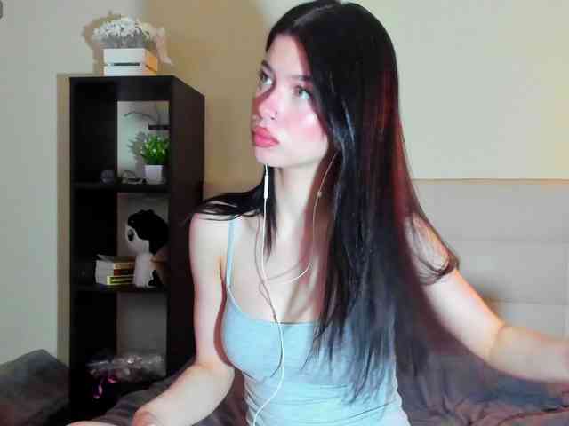 SilasCoraline webcam