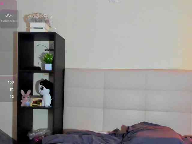 SilasCoraline webcam