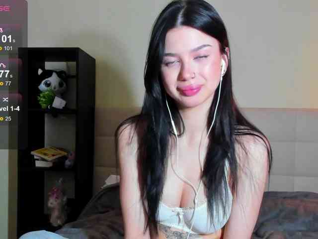 SilasCoraline webcam