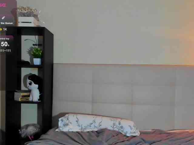 SilasCoraline webcam
