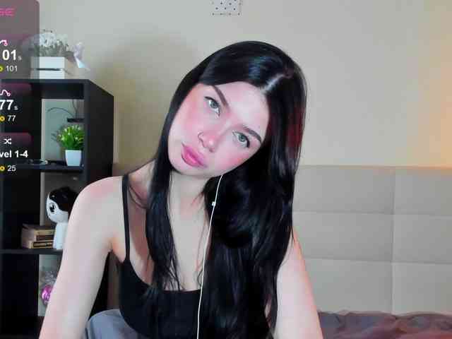 SilasCoraline webcam