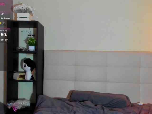 SilasCoraline webcam