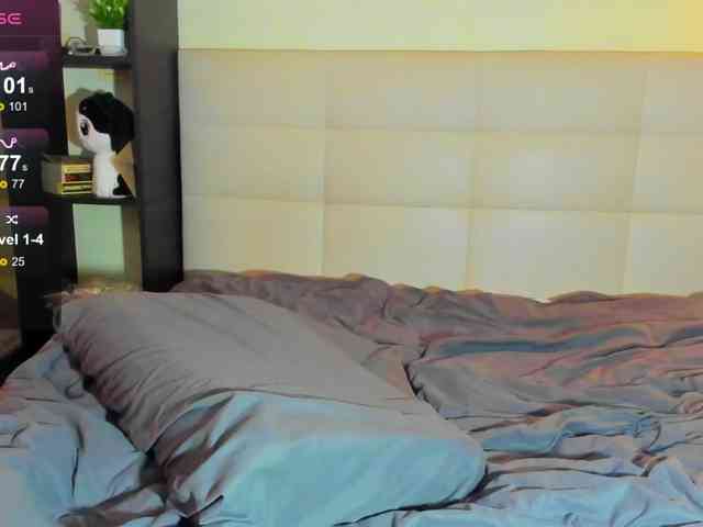 SilasCoraline webcam