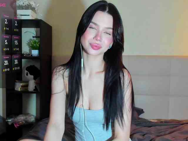 SilasCoraline webcam