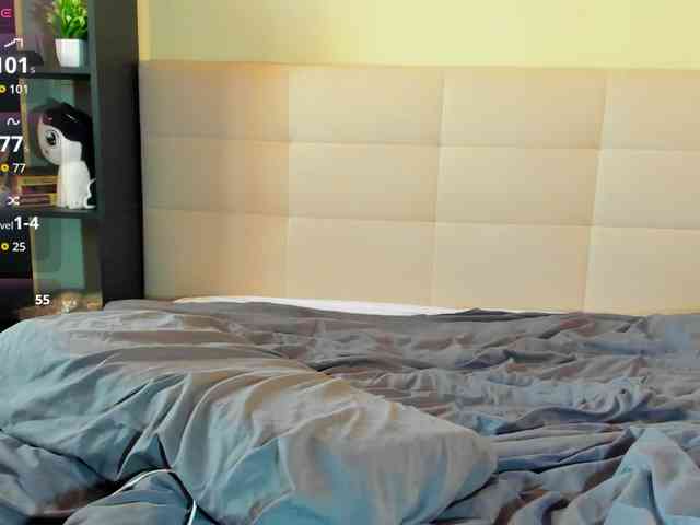 SilasCoraline webcam