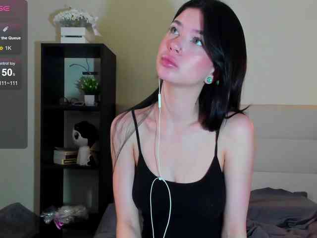 SilasCoraline webcam