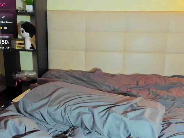 SilasCoraline webcam