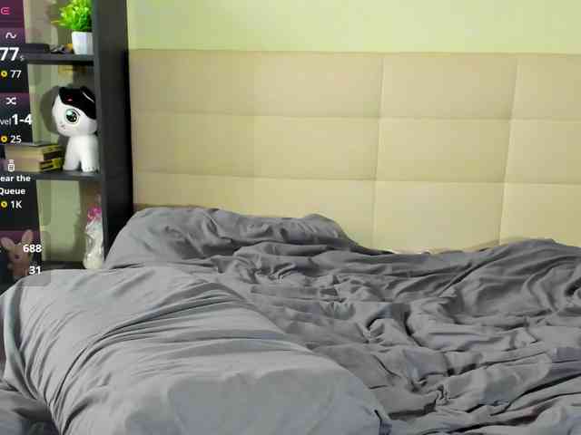 SilasCoraline webcam