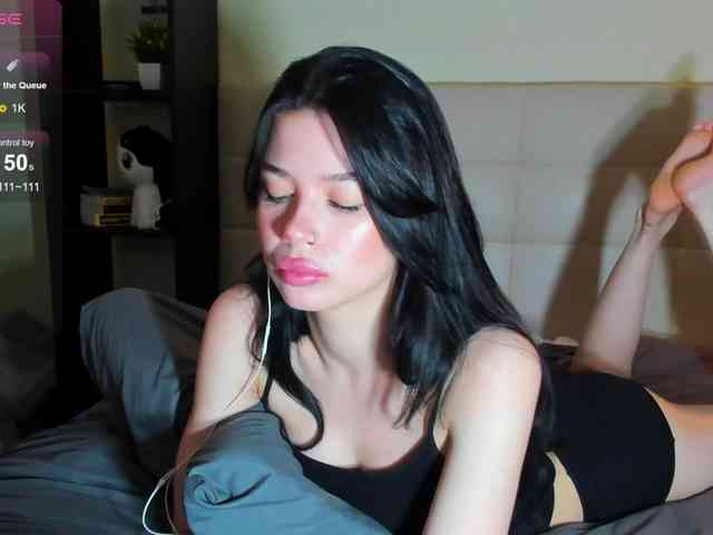 SilasCoraline webcam