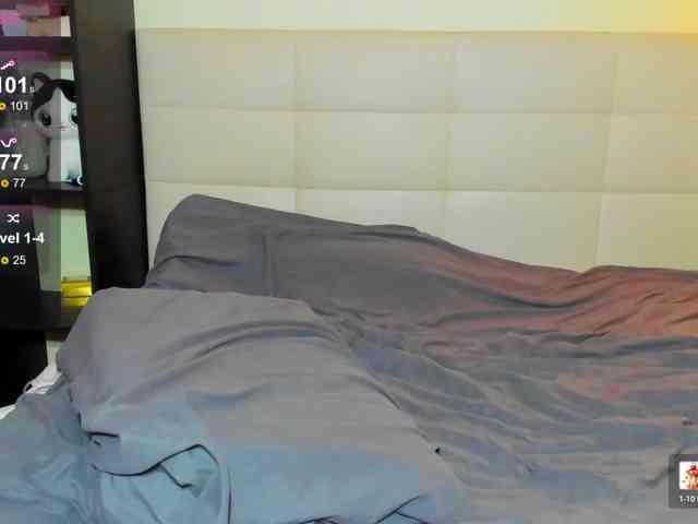 SilasCoraline webcam