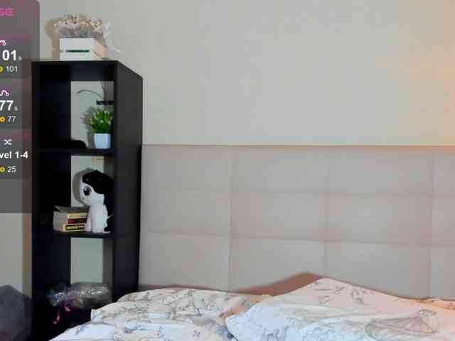 SilasCoraline webcam