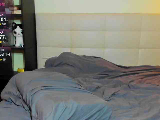 SilasCoraline webcam