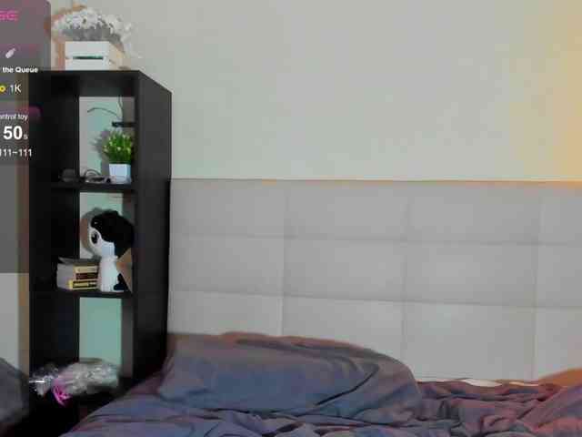 SilasCoraline webcam