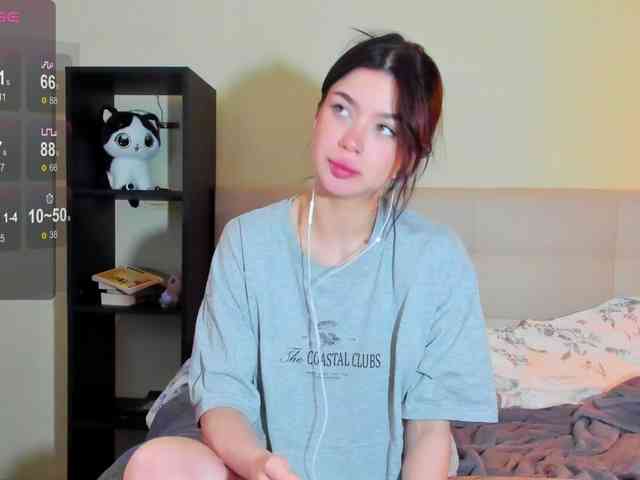 SilasCoraline webcam