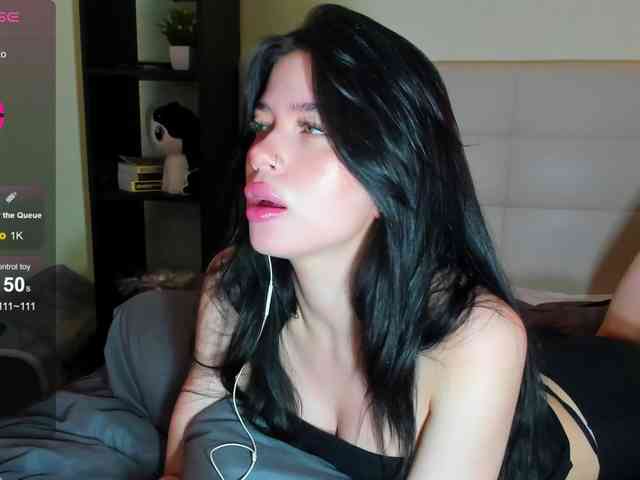 SilasCoraline webcam