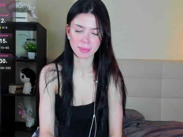 SilasCoraline webcam