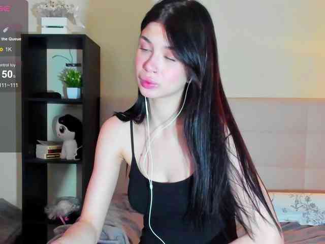 SilasCoraline webcam