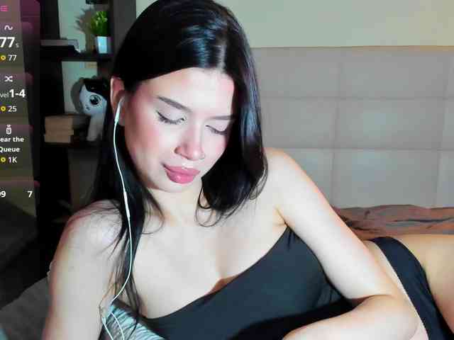 SilasCoraline webcam