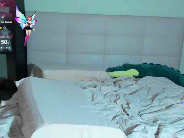 SilasCoraline webcam