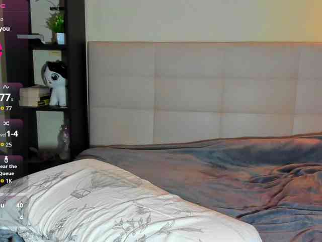 SilasCoraline webcam
