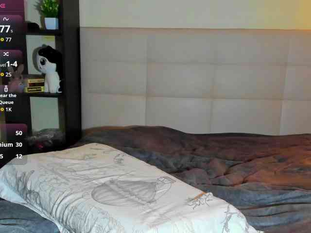 SilasCoraline webcam