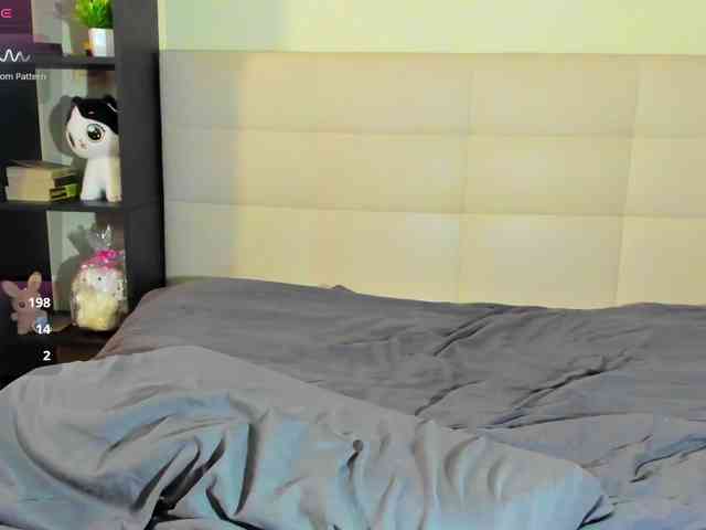 SilasCoraline webcam