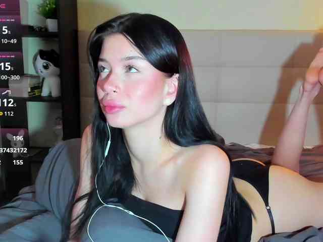 SilasCoraline webcam