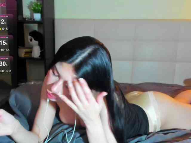 SilasCoraline webcam
