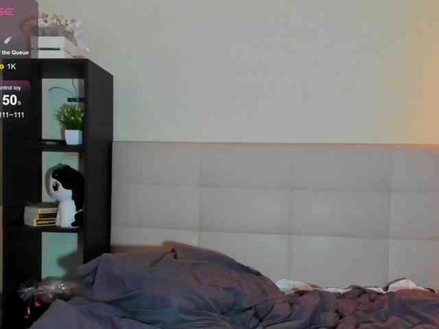 SilasCoraline webcam