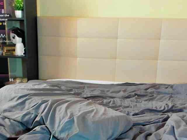SilasCoraline webcam