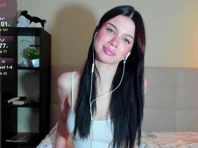 SilasCoraline webcam