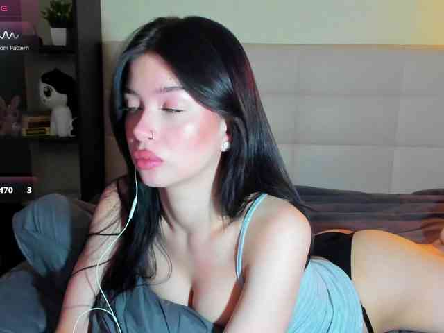 SilasCoraline webcam